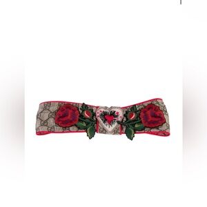 GUCCI NWT heart and rose patch headband with signature GG monogram in 100% silk